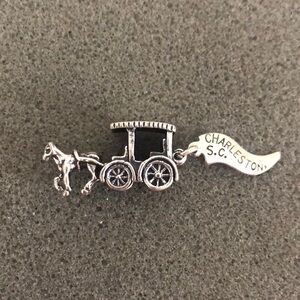 Silver Charleston Carriage Ride Charm